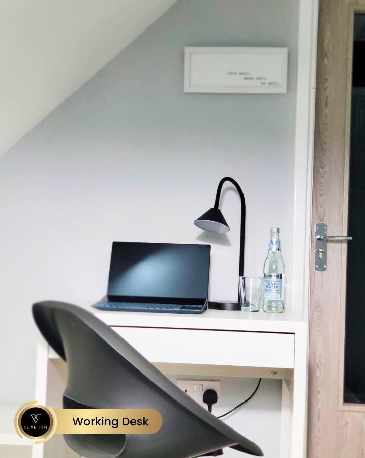 Nr Birmingham City Centre, 5 Bed, Luxe Inn מראה חיצוני תמונה