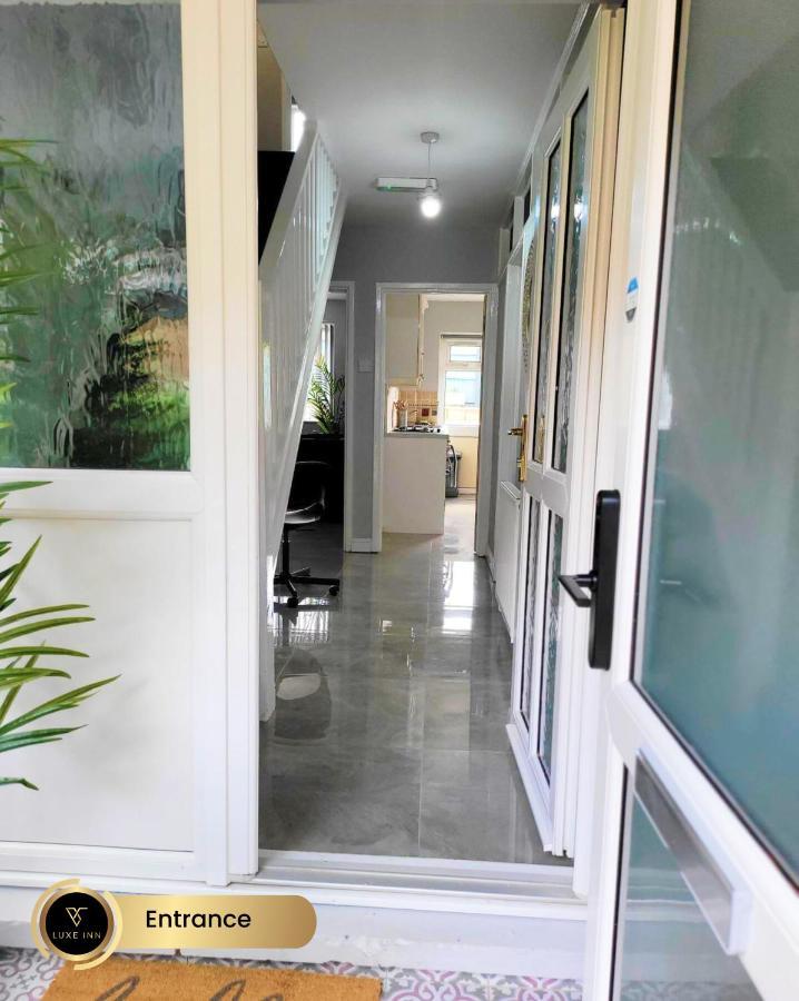 Nr Birmingham City Centre, 5 Bed, Luxe Inn מראה חיצוני תמונה